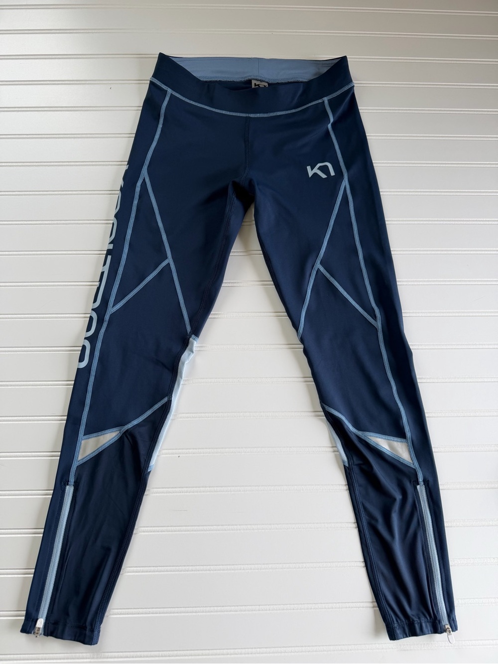 Kari Traa Blue Women’s  Performance Leggings Medium